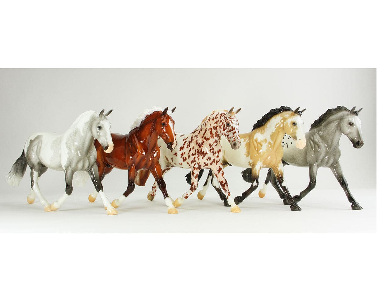 Rotating Draft Surprise | BreyerFest 2022 Special Run - Image 3