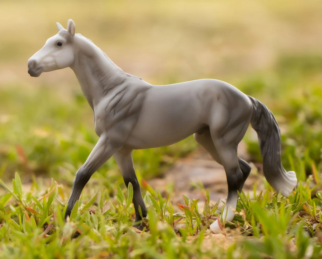Thoroughbred | Stablemates Single - Image 2